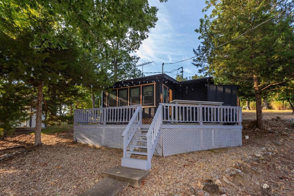 Funky Little Lakehouse - Private Dock And Sunset View Sunrise Beach Esterno foto